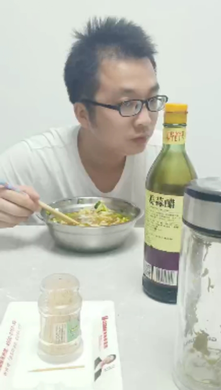 超超的第一张照片--烟台相亲服务中心