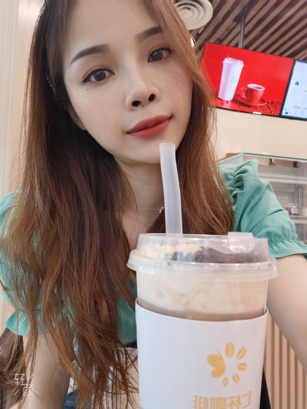 丽丽子的第一张照片--烟台相亲服务中心