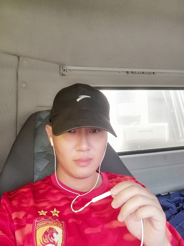 B大叔的第二张照片--烟台相亲服务中心