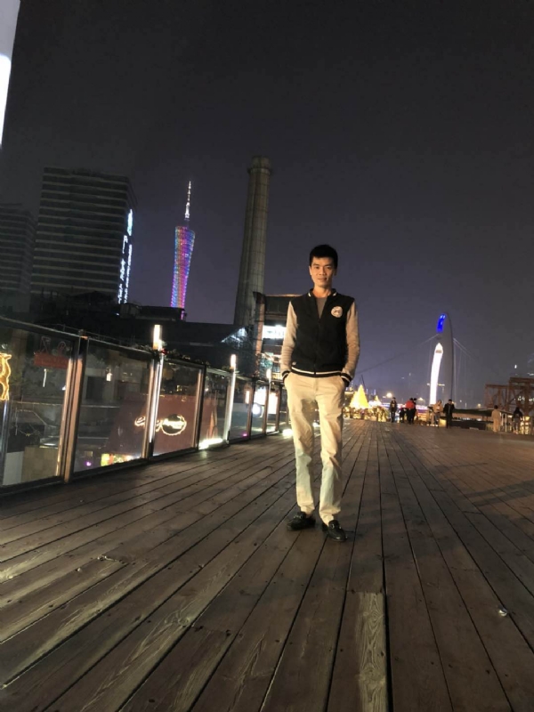 生机·略的第一张照片--烟台相亲服务中心