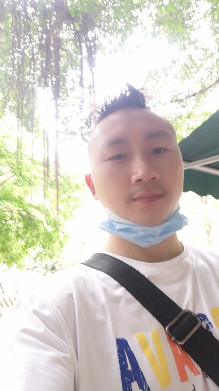 守望幸福的第一张照片--烟台相亲服务中心