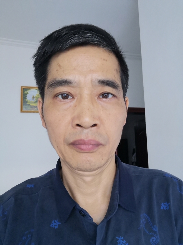 痴心爱人的第三张照片--烟台相亲服务中心