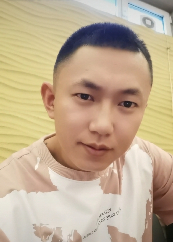 爱意随风起的第一张照片--烟台相亲服务中心