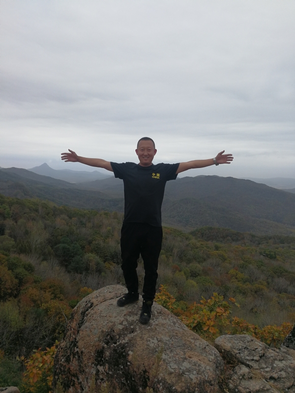 俗人的第一张照片--烟台相亲服务中心