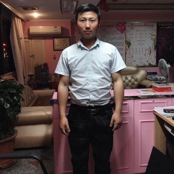 健华的第二张照片--烟台相亲服务中心