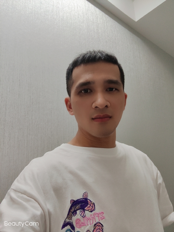 开心每一天的第一张照片--烟台相亲服务中心