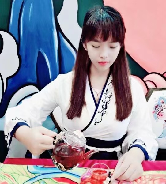 小玉的第一张照片--烟台相亲服务中心