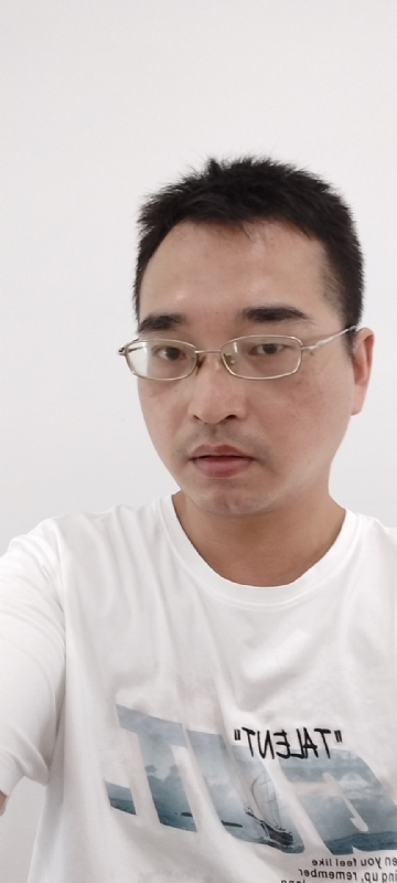 辉哥的第二张照片--烟台相亲服务中心