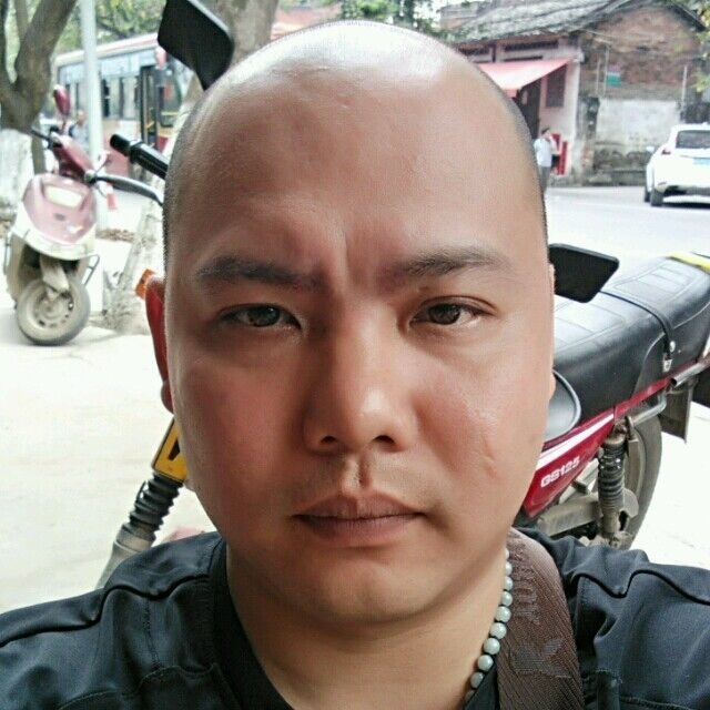 开心就好的第一张照片--烟台相亲服务中心