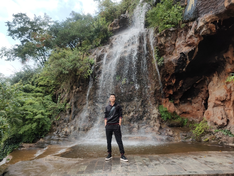 缘的第一张照片--烟台相亲服务中心