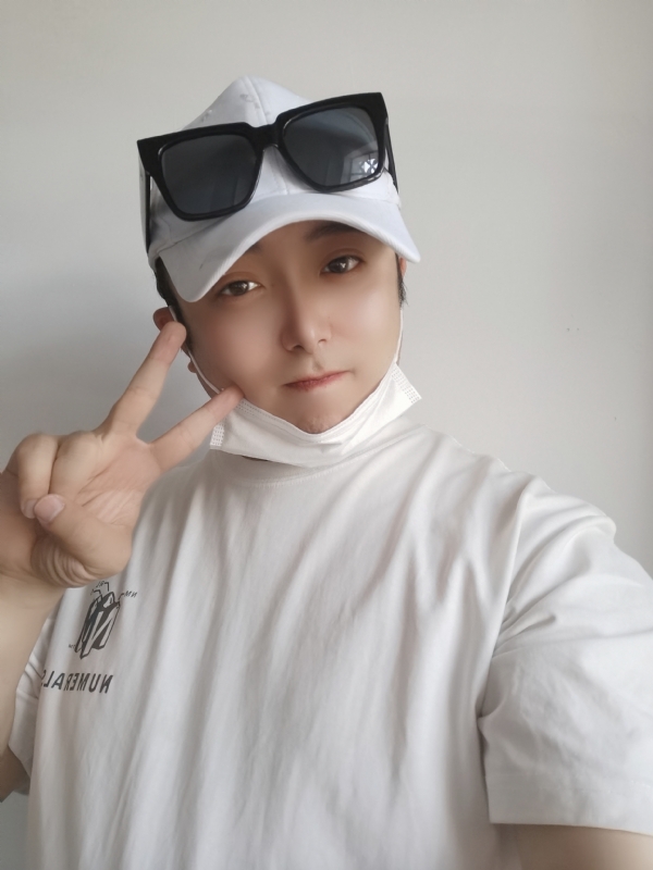 喵大龙的第一张照片--烟台相亲服务中心