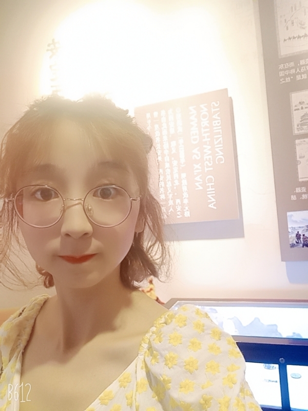 吴小小的第一张照片--烟台相亲服务中心