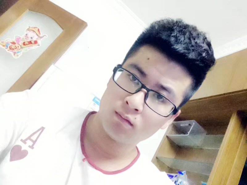 首席的第二张照片--烟台相亲服务中心