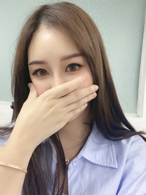 Sally的第一张照片--烟台相亲服务中心