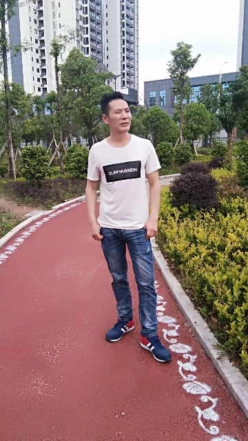 真诚相待的第一张照片--烟台相亲服务中心