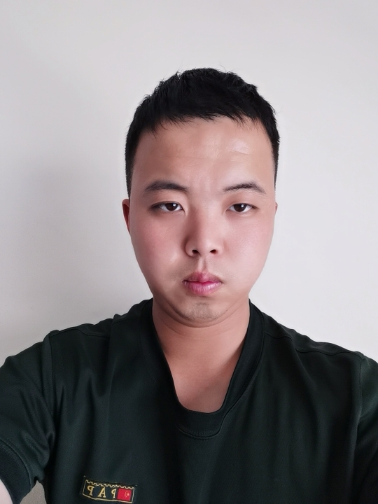 明月天涯的第一张照片--烟台相亲服务中心