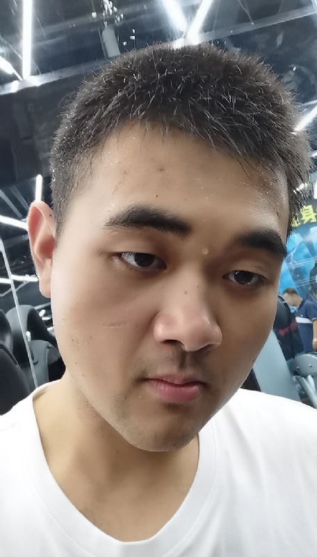 回眸一笑的第二张照片--烟台相亲服务中心