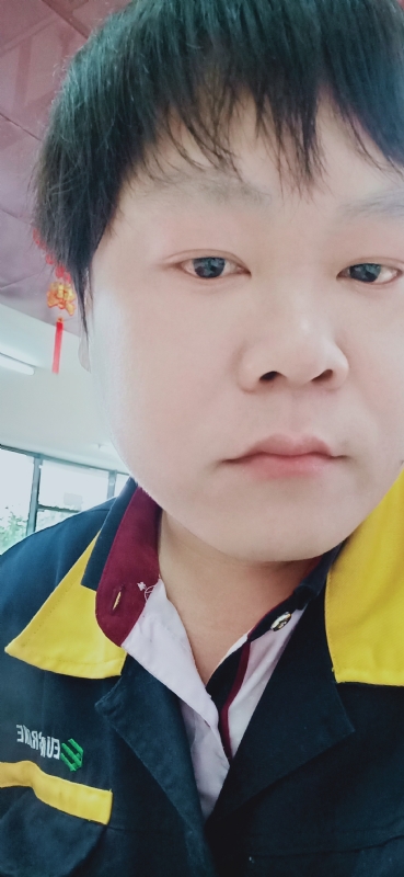 三哥哥的第一张照片--烟台相亲服务中心