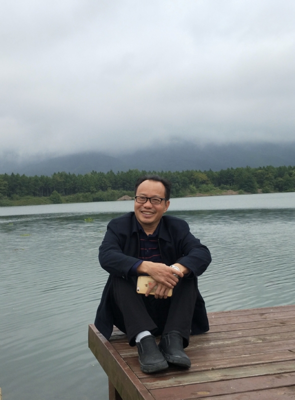 老牛的第一张照片--烟台相亲服务中心