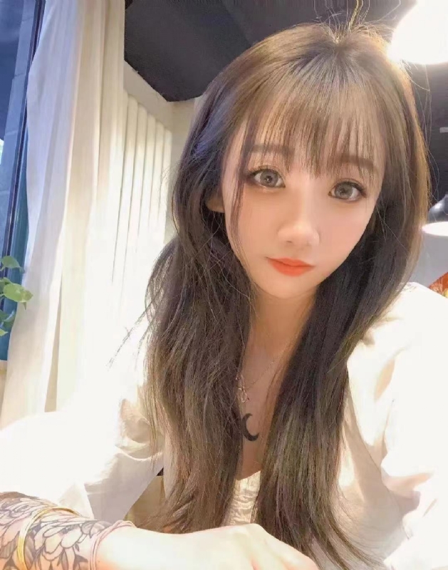 柚子的第二张照片--烟台相亲服务中心