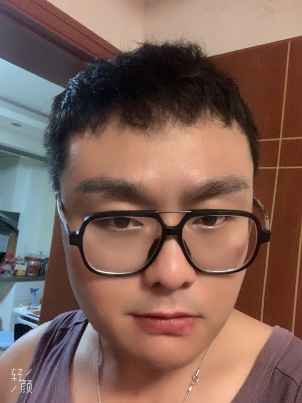 何为奈何的第三张照片--烟台相亲服务中心