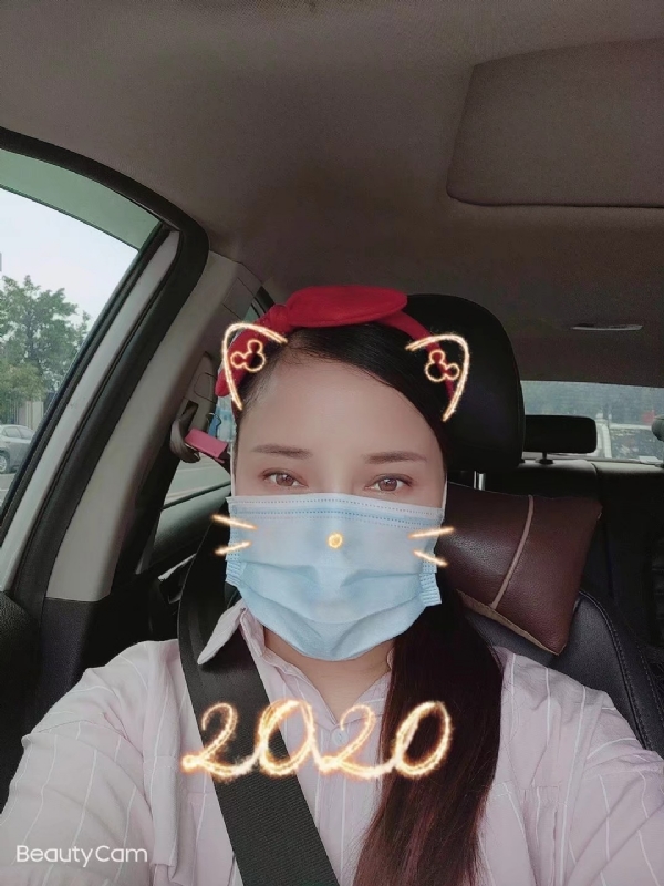 水瓶座的第一张照片--烟台相亲服务中心