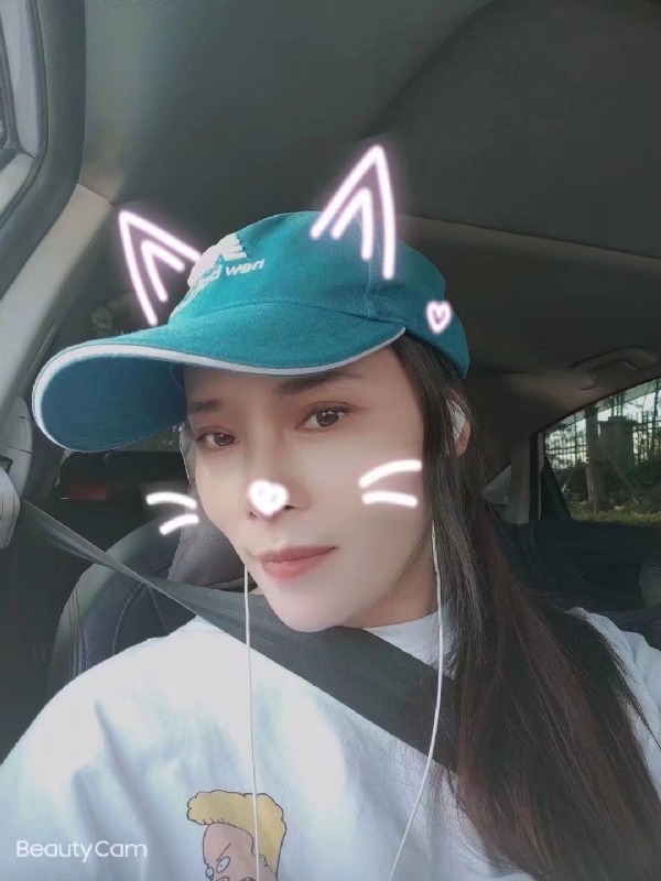 水瓶座的第二张照片--烟台相亲服务中心