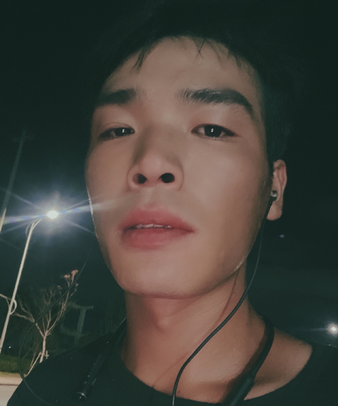 满船清梦压星河的第二张照片--烟台相亲服务中心