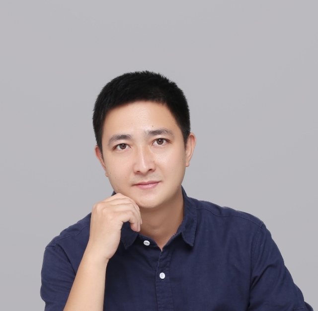 小丑的第一张照片--烟台相亲服务中心