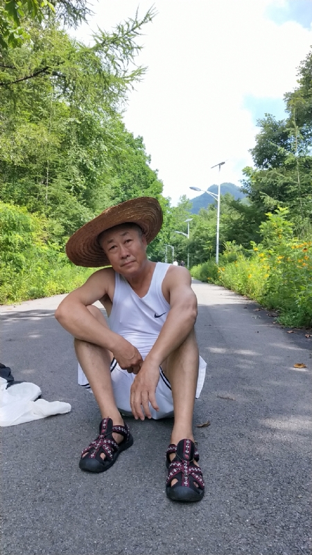 真诚寻伴的第一张照片--烟台相亲服务中心