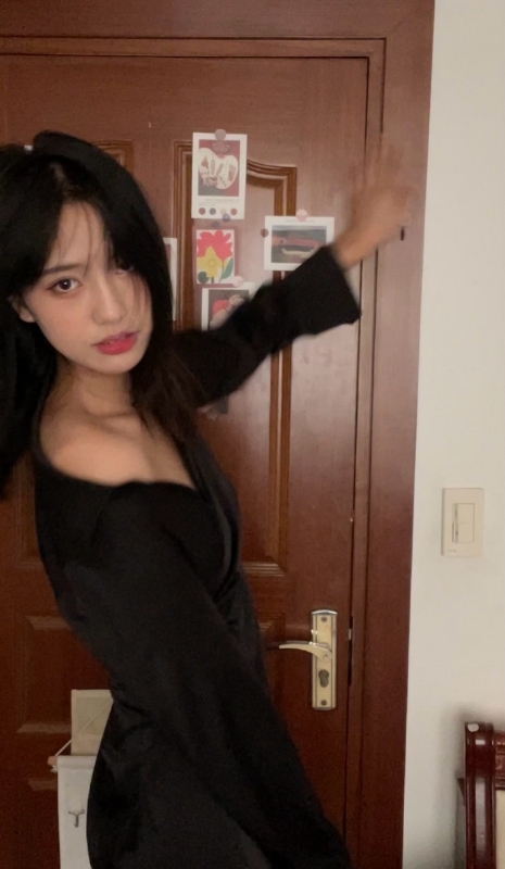 李美嘉的第三张照片--烟台相亲服务中心