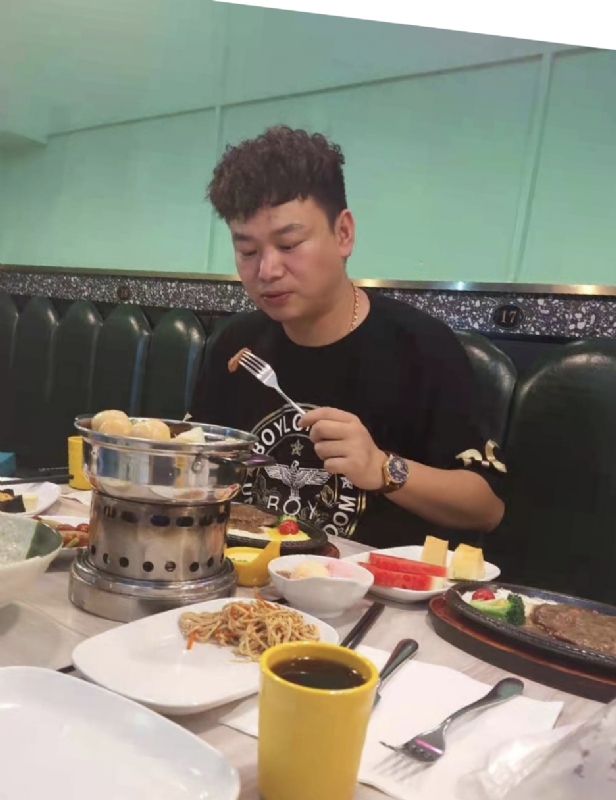 杰的第一张照片--烟台相亲服务中心