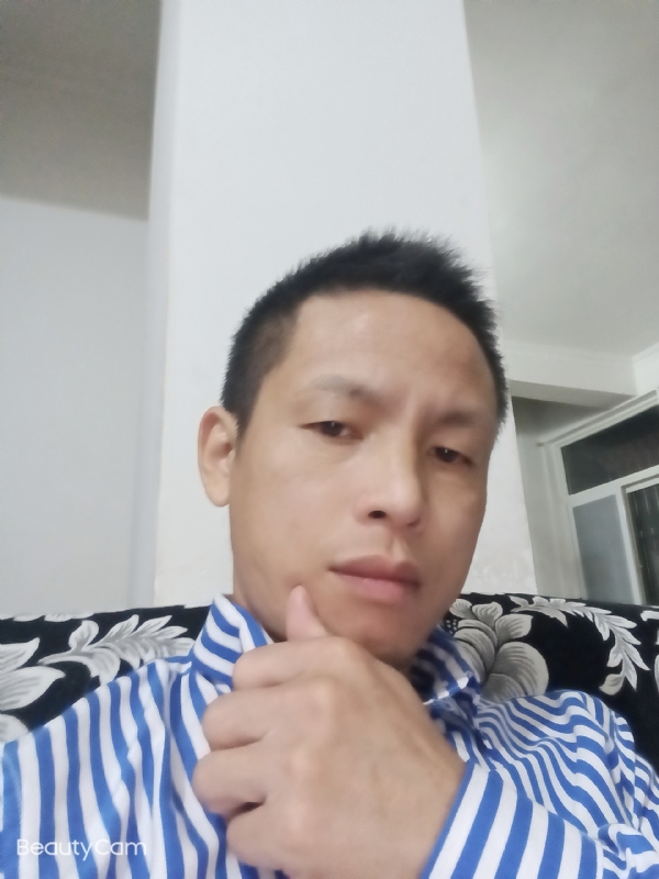 风雨40的第一张照片--烟台相亲服务中心