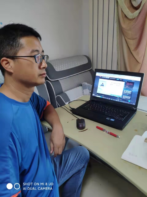 高锰酸钾的紫的第一张照片--烟台相亲服务中心