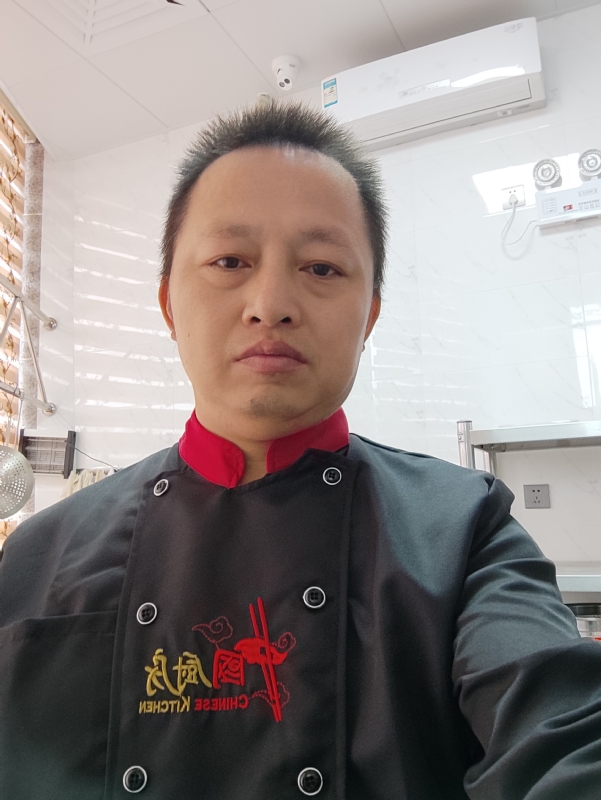 圆梦的第三张照片--烟台相亲服务中心