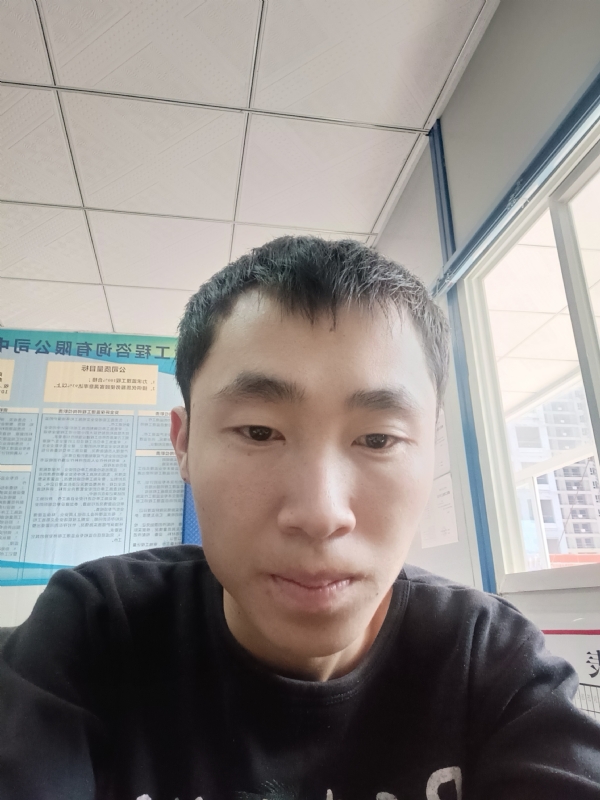 小哥哥的第一张照片--烟台相亲服务中心