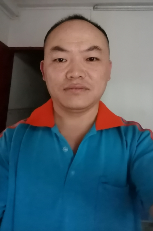 与子携老的第八张照片--烟台相亲服务中心