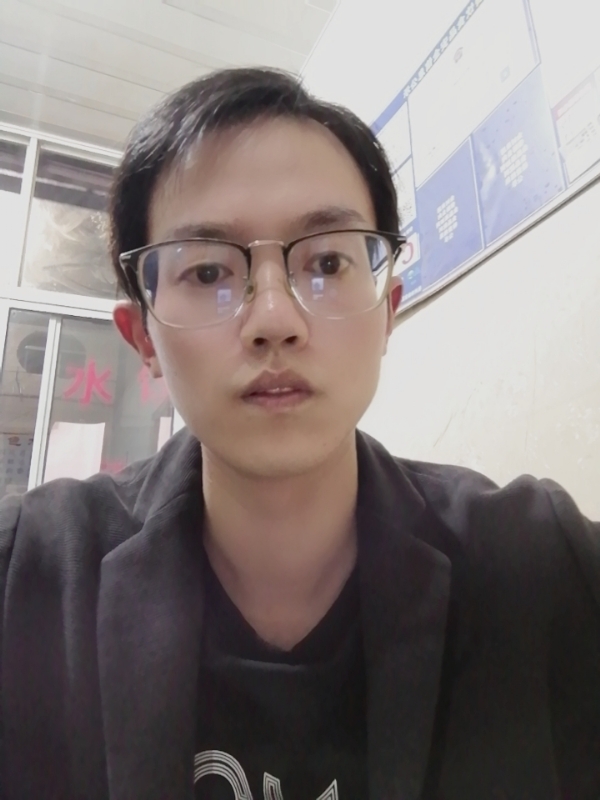 春日暖阳的第一张照片--烟台相亲服务中心