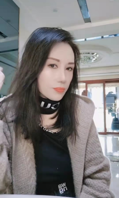 阿莲的第一张照片--烟台相亲服务中心