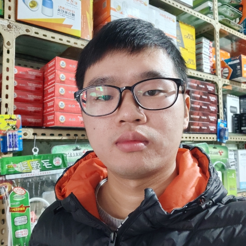 邱先生的第三张照片--烟台相亲服务中心