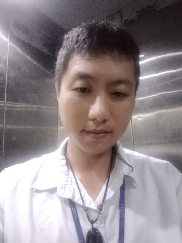 黄伟杰的第一张照片--烟台相亲服务中心