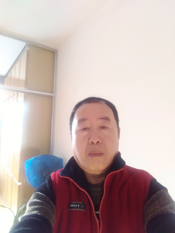 快乐的第一张照片--烟台相亲服务中心