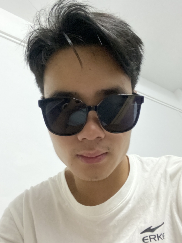 小泽的第一张照片--烟台相亲服务中心