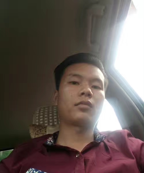 单亲爸爸的第一张照片--烟台相亲服务中心