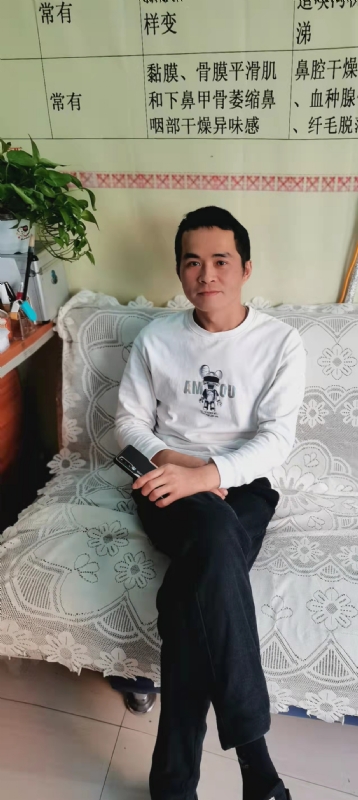 家家怡的第一张照片--烟台相亲服务中心