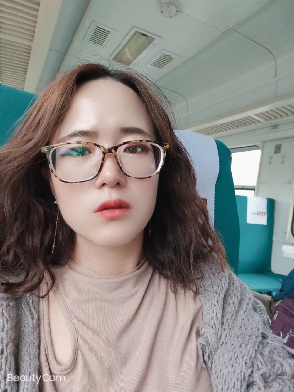 云烟成雨的第一张照片--烟台相亲服务中心