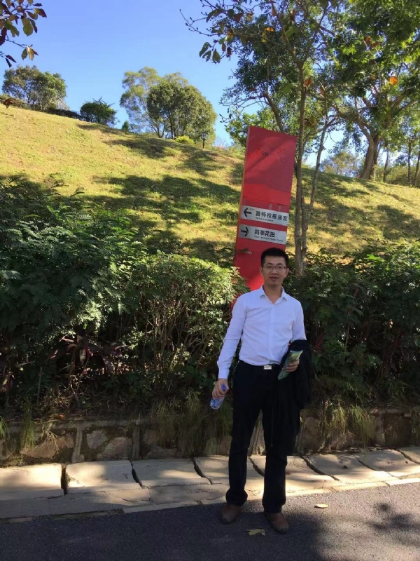 zw的第一张照片--烟台相亲服务中心