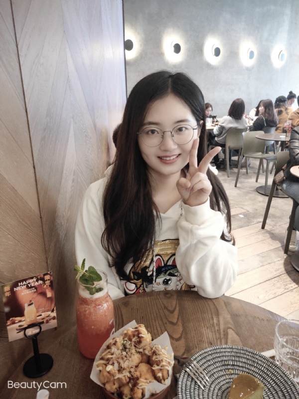 皮卡小姐的第一张照片--烟台相亲服务中心