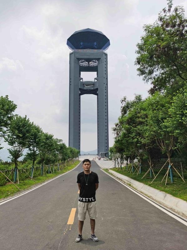 美好世界的第一张照片--烟台相亲服务中心