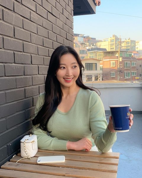 Lin的第五张照片--烟台相亲服务中心